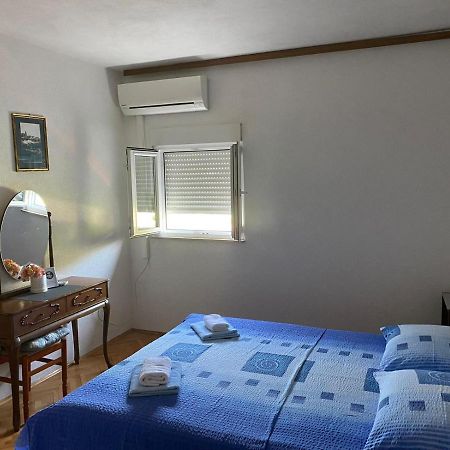 Apartmani Udovicic Trogir Exteriör bild